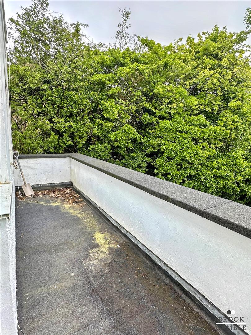 3 Bedroom House - Semi-Detached. Falmer Close in Eastbourne, East Sussex 12